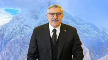 AK Parti Genel Başkan Yardımcısı Hüseyin Yayman Hakkari’de