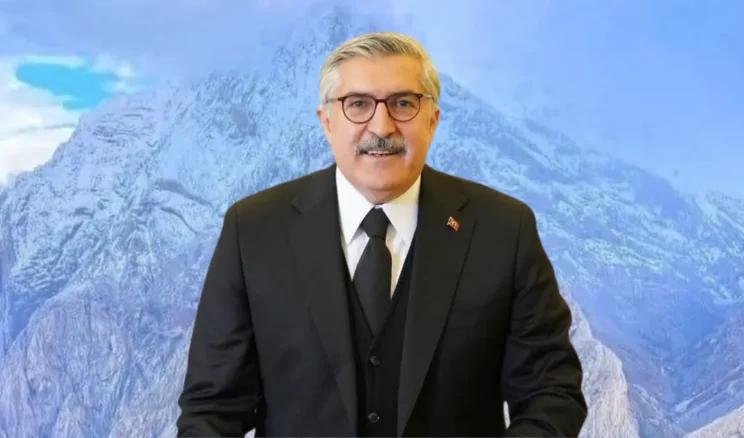 AK Parti Genel Başkan Yardımcısı Hüseyin Yayman Hakkari’de