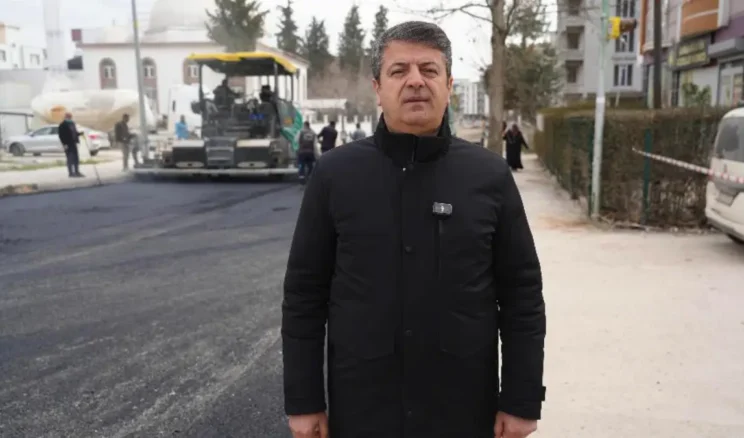 Adıyaman genelinde yol yapım ve altyapı çalışmaları sürüyor