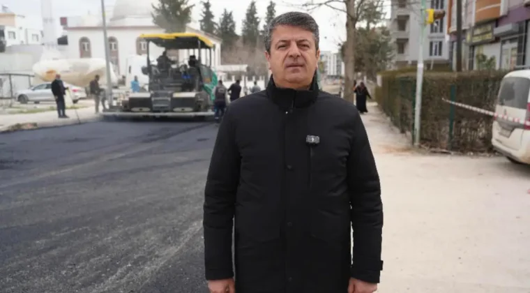 Adıyaman genelinde yol yapım ve altyapı çalışmaları sürüyor