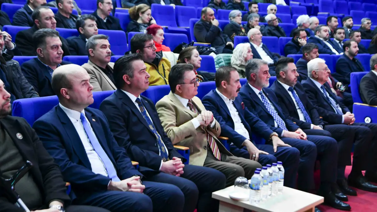 Ankara Büyükşehir Belediyesi, muhtarları ve sivil toplum kuruluşları üyelerine Kocatepe