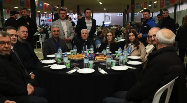 Bursa’da gönüller Büyükşehir’in iftar sofrasında buluştu