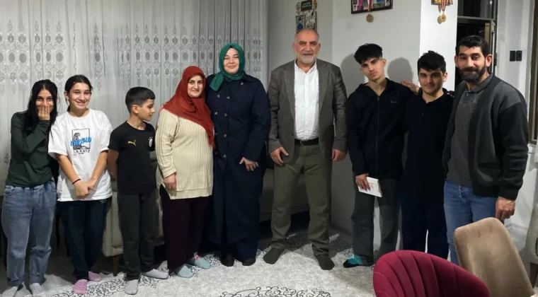 Başkan Sandıkçı ailelerle iftar sofrasında buluşuyor