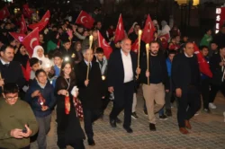Canik’te ramazanın gelişi fener alayı ile karşılandı