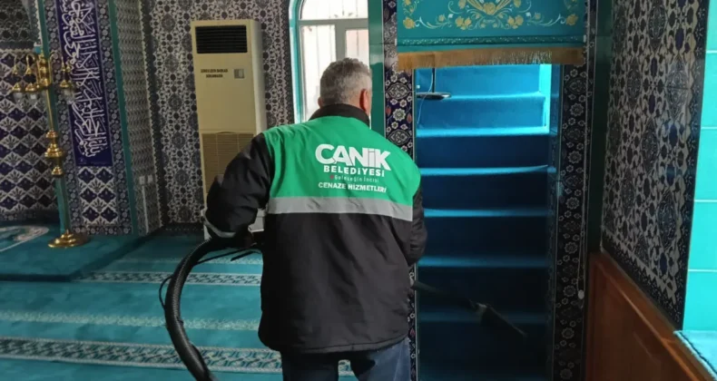 Canik Belediyesi’nden camilerde Ramazan temizliği