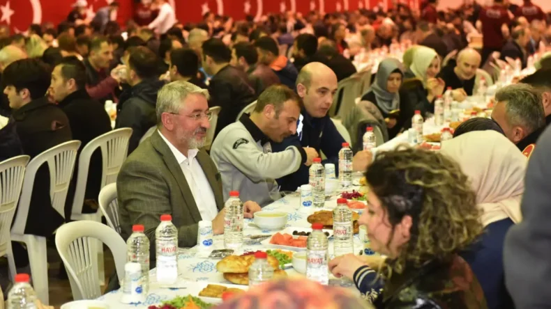 Çorum’da iftar sofrası Atatürk Spor Salonu’na kurulacak
