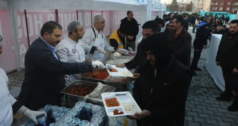Haliliye’de maneviyat dolu Ramazan akşamı: İlahiler seslendirildi