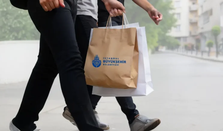 İBB’den öğrencilere milyarlarca liralık destek