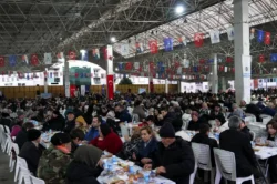 İzmir’de ilk iftar sofrası Gaziemir’de kuruldu