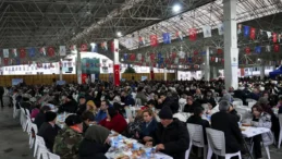 İzmir’de ilk iftar sofrası Gaziemir’de kuruldu