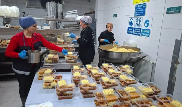 Ordu’da Buharalı Şakir Efendi Aşevi Ramazan’da da hizmette