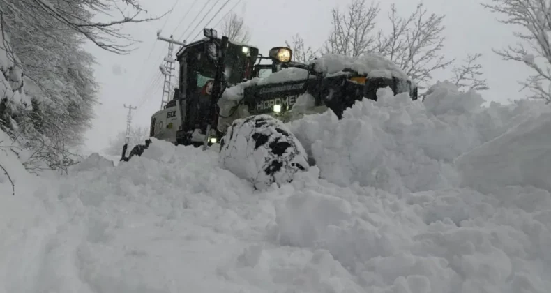 Ordu’da kar kalınlığı 2 metreye ulaştı