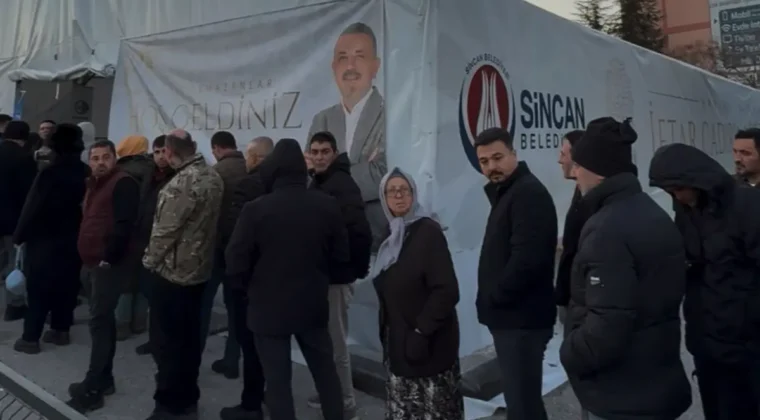 Başkan Ercan vatandaşlarla iftar sofrasında buluştu