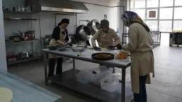 Adıyaman’da “Bademli Topak Helva” üretimi başladı