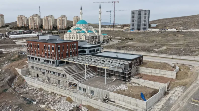 Ankara Etimesgut’a Sosyal Yaşam Merkezi inşa ediliyor