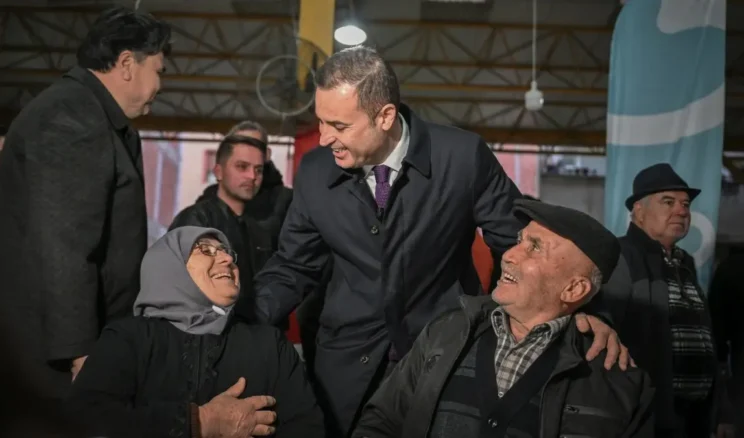 Başkan Akın Havranlı hemşehrileriyle iftar sofrasında buluştu