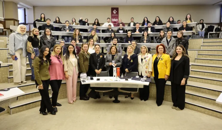 Hasan Kalyoncu Üniversitesi öğrencileri ilham veren kadınlarla buluştu