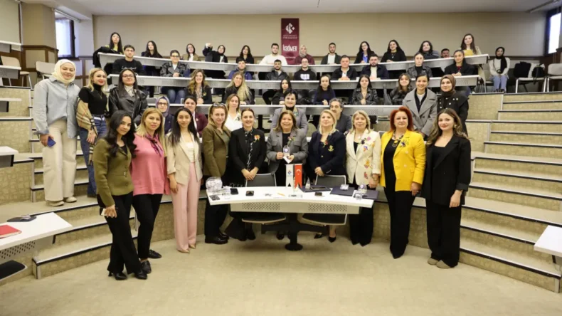 HKÜ öğrencileri ilham veren kadınlarla buluştu