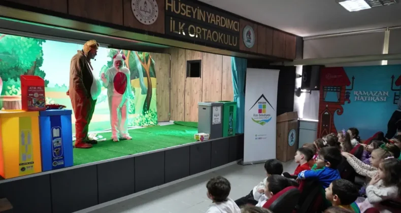Rize’de ilk ve ortaokul öğrencilerine yönelik ‘Sıfır atık’ temalı tiyatro