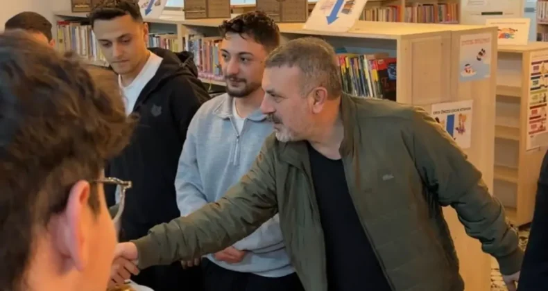 Sincan’da Başkan Ercan, öğrencilerle sahur yaptı