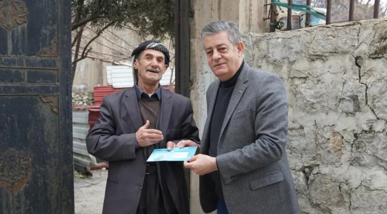 Şırnak’ta Başkan Yarka, sosyal kart dağıtımına katıldı