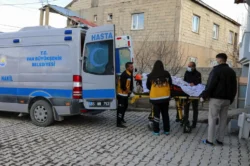 Van’da hasta nakil hizmeti aralıksız sürüyor