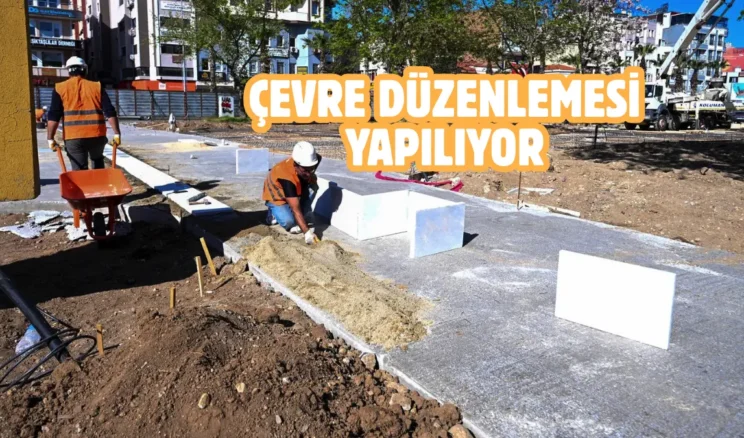 Çanakkale’de Cumhuriyet Meydanı yenileniyor