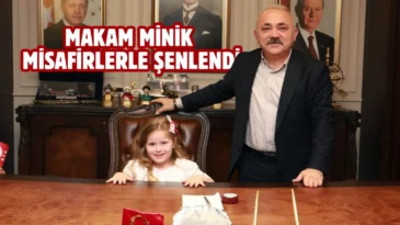 Başkan Esen, makamını miniklere devretti
