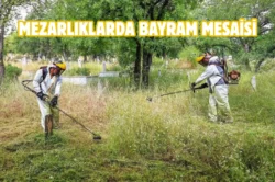 Denizli’de mezarlıklar bayrama hazır hale getirildi