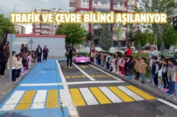 Diyarbakır’da çocuklar trafik kurallarını eğlenerek öğrendi