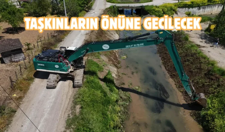 Düzce’de Karaca Deresi temizleniyor