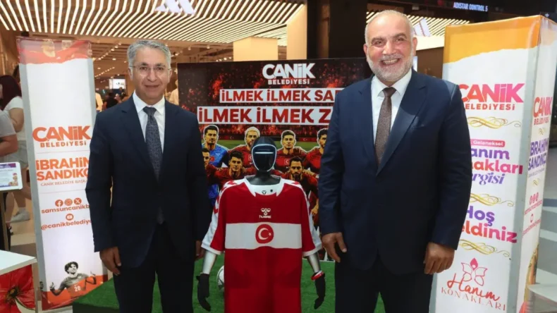 Canikli kadınlardan A Milli Futbol Takımı’na tam destek