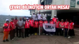 İzmir’de Körfez temizliğine gönüllü destek