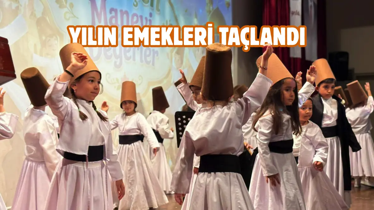 Sincan Belediyesi Anne-Çocuk Oyun Evleri ve Bebek Kütüphanesi öğrencileri, bir