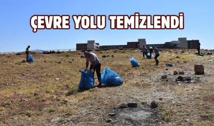 Siirt’te çevre yolunda kapsamlı temizlik yapıldı
