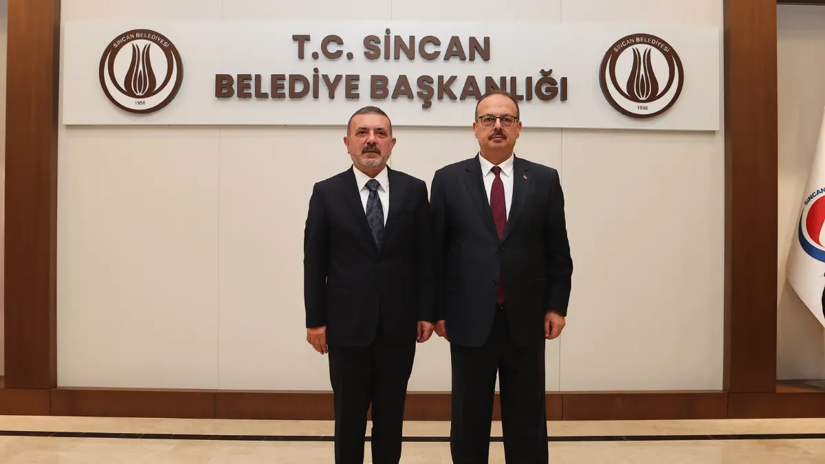 Ankara Valisi Yakup Canbolat, Sincan’da incelemelerde bulundu. Kaymakam Levent Kılıç