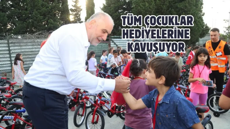 Canik’te camiler şenlendi: Hediyeler dağıtılacak