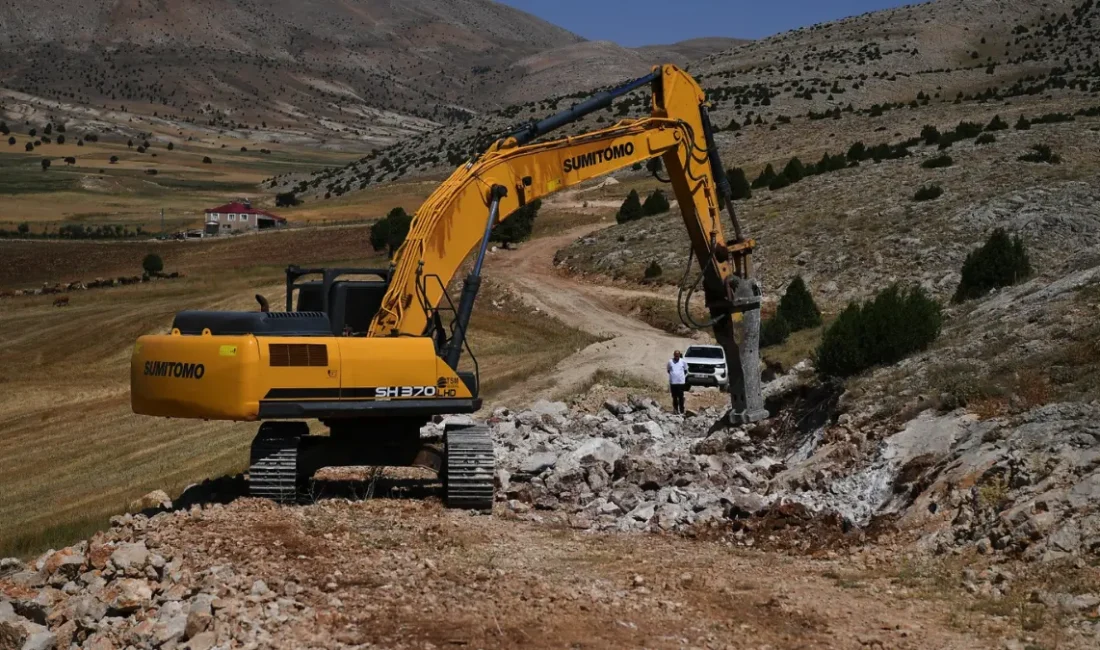 Kayseri Büyükşehir Belediyesi, kırsal mahallelerde ulaşım altyapısını daha güvenli ve