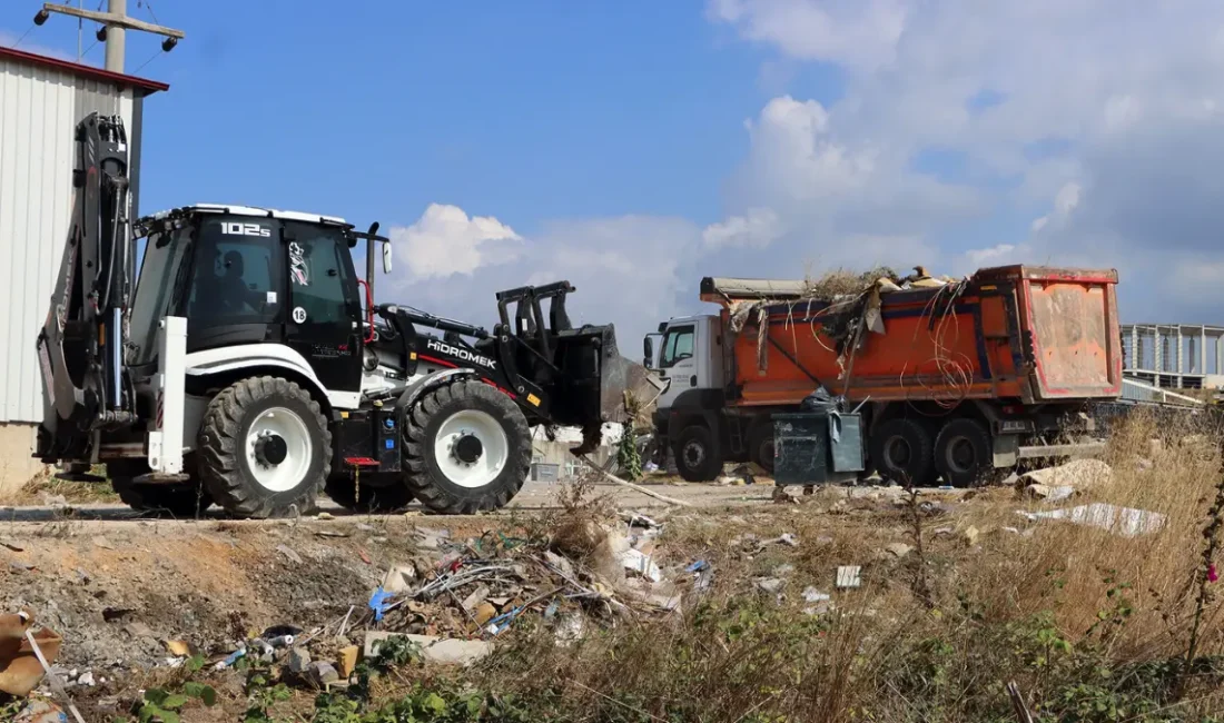 Yalova Belediyesi, çevre temizliğinin korunmasını sağlamak amacıyla kent genelinde çalışmalarını