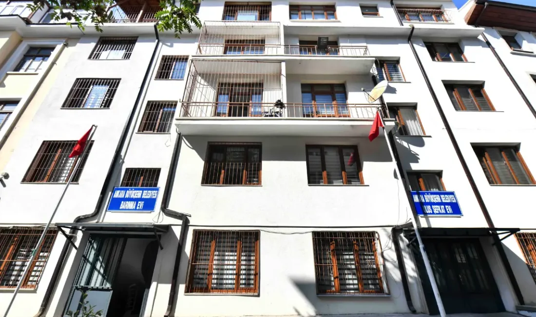 Ankara Büyükşehir Belediyesi, Ulus ve Dışkapı Barınmaevleri’nde sokakta yaşayan vatandaşlara
