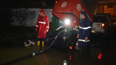 Balıkesir genelinde etkili olan sağanak nedeniyle Balıkesir Su ve Kanalizasyon